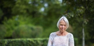 Merete Mazzarella kirjoitti uskosta kirjan, koska hänen mielestään siitä pitäisi pystyä keskustelemaan siinä missä politiikastakin