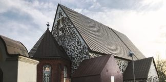 Liedon keskiaikaisesta Pyhän Pietarin kirkosta tehdään toimivampaa – pitkään odotettu leipähuoneen rakennuslupa saadaan tällä viikolla