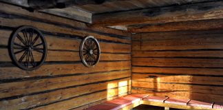 Vappuna vietetään Hiljaisen rukouksen luostariyhteisössä Poitsilan kartanossa vihkiäismessua