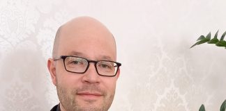 Ainoana hakijana Suomussalmen kirkkoherraksi valittu Tatu Ryyti on rajaseudun pappi