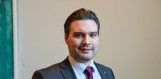 Kirkon akateemisten toiminnanjohtaja: Liitolla on tiedossa, että piispat puuttuvat yksityisesti pappien sananvapauteen