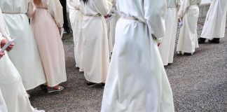 Majakka-palkinto rippikoulun hybridiopetusta käsittelevälle pro gradulle – leirijakson etuja on mahdoton saavuttaa etäopetuksessa