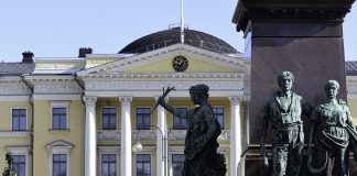 Mitä olisi sielunhoito liikkumisrajoitusten aikana? – Mahdollisuus kasteeseen tuli mukaan hallituksen esitykseen