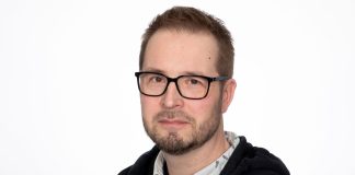 ”Vanhemmat, rakastakaa lapsianne, lakatkaa juomasta viinaa ja hoitakaa päänne kuntoon” – Poliisipappi Jaani Vilkkilä täyttää 50 vuotta