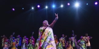 Savoy-teatterissa on odotettavissa harvinaisen tasokas gospelkonserttien sarja – huippukuorot Sowetosta ja Harlemista saavat kyytipojakseen Tuomari Nurmion ja Knucklebone Oscarin