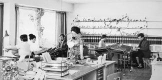 Mysteerikuva: Mikä porukka toimistossa? – Katso myös edellisen kuvan ratkaisu