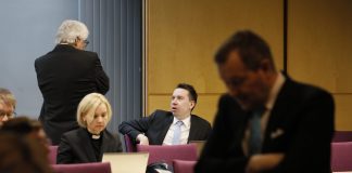 Nyt haetaan ehdokkaita uusiksi edustajiksi kirkolliskokoukseen ja jäseniksi hiippakuntavaltuustoihin