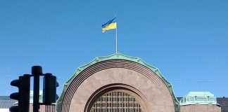 Piispainkokous myönsi 100 000 euron avustuksen ukrainalaisten ja Ukrainan kirkkojen tukemiseen