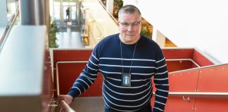 Kuolinviestin vieminen on poliisin vaativimpia virkatehtäviä – ”On kyettävä ottamaan vastaan valtavaa surua”