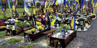 Sodan kasvot ovat ihmisen kasvot – Ukrainassa vapaaehtoiset vievät avustustarvikkeita etulinjaan ja järjestävät veteraaneille tukiryhmiä