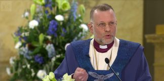 Piispa Jari Jolkkonen itsenäisyyspäivän saarnassa: ”Veitsi kurkulla -rauhaa yritetään käyttää alistamaan Ukrainan kansaa”