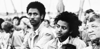 Mysteerikuva: Vauvakin on mukana kesäjuhlilla, mutta millä juhlilla ollaan?