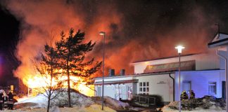 Jampan seurakuntakoti tuhoutui tulipalossa Järvenpäässä