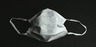 Toivo on pienissä rakkauden teoissa, juonipaljastuksia ei tarjota – kirkonjohtajat korostivat vuoden vaihtuessa solidaarisuutta ja luottamusta Jumalaan