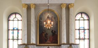 Oulun hiippakunnassa myönnettiin arvonimiä viidelle papille ja kahdelle kanttorille