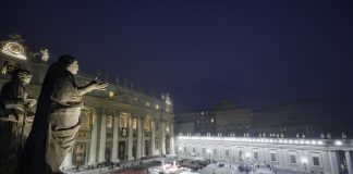 Paavi emeritus Benedictus XVI:n hautajaismessu alkaa klo 10.30 – Seuraa suoraa lähetystä