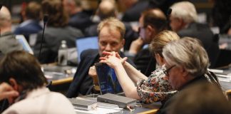 Kirkolliskokouksen tulevaisuusvaliokunta: Jännite erilaisten todellisuuksien välillä kasvaa, ja sen kanssa kirkon on opittava elämään