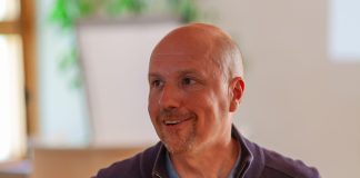 Jyri Komulainen: Globaalissa kristillisyydessä ekoteologia ja tasa-arvo ovat uskon ytimessä – ”Meidät on kutsuttu maailman villitsijöiksi”