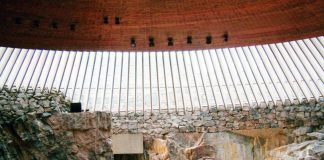 Kirkko ja minä: Aarno Cronvallille Temppeliaukion kirkon erityispiirre on inhimillisyys