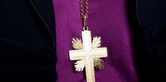 Ruotsin kirkko nimitti viisi ehdokasta arkkipiispanvaaliin, joukossa Modéuksen piispaveljekset