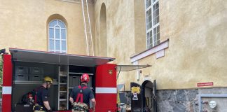 Asbestiremontissa olevan Oulun tuomiokirkon alla räjähti sprinkleriputki – vettä tulvi kellariin kymmeniä senttejä