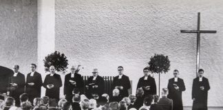 Mysteerikuva: Keiden yhdeksän miehen liperit? – Katso myös edellisen kuvan ratkaisu