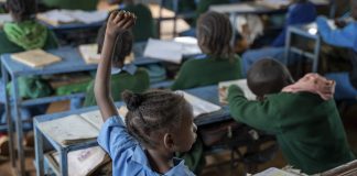 Afrikan sarvessa kuivuus on vienyt monilta kaiken – hätäapua suunnataan nyt koulutuksen tukemiseen