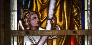 ”Enkelit olivat puhtaita ja aineettomia muotoja” – Tuomas Akvinolaisen enkelifilosofiset kirjoitukset julkaistaan suomeksi