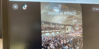 Erikoinen ilmiö Asburyssa Yhdysvalloissa herättää huomiota TikTokissa: hartaushetki on jatkunut 10 päivää