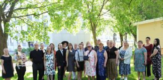 Espoon hiippakunnan Yhdessä-palkinto Hyvinkään seurakunnan oppilaitosyhteistyölle – ”Kohtelemme työssäoppijoita työtovereina”