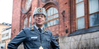 ”Kirkko on jumiutunut avioliittokysymykseen ja asia pitää jotenkin ratkaista” – kenttäpiispa Särkiö täyttää 60 vuotta