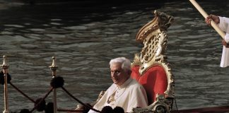 Emerituspiispa Eero Huovinen paavi Benedictuksesta: ”Hänen Jeesus-kirjansa kelpaa hyvin luterilaisille papeille saarnanvalmistuksen tueksi”