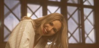 Kirkko ja minä: Laulaja Ilta Silva kertoo miten lobbasi lapsena aina Jyväskylän Taulumäen kirkkoa, kun perhe äänesti mihin joulukirkkoon mentäisiin