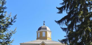 Kirkko ja minä: Vaikuttaja ehtii käydä myös kirkossa – Sanna Reposelle Sulkavan kirkko on ollut läheinen lapsesta saakka