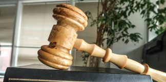 Kirkolliskokousta jakava tunnustuspykälä voidaan piispojen mielestä siirtää pois kirkkolaista