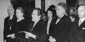 Mysteerikuva: Ketkä ovat piispan seurassa? – Katso myös edellisen kuvan ratkaisu