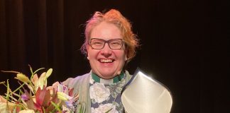 Kirkon John Vikström -liikuttajapalkinto diakoni Ulla Hautamäelle