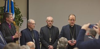 Historiallinen valinta – Kolme uutta piispaa valittiin kerrallaan Viron evankelis-luterilaiseen kirkkoon