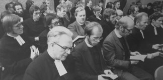 Mysteerikuva: Missä papisto on koolla? – Katso myös edellisen kuvan ratkaisu