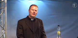 Lähetysjohtaja Daniel Nummela Kansanlähetyspäivillä: ”Jumalanpalvelusyhteistyöstä tulee kieltäytyä kaikkien sellaisten kanssa, jotka opettavat selkeästi vastoin Jumalan sanaa”