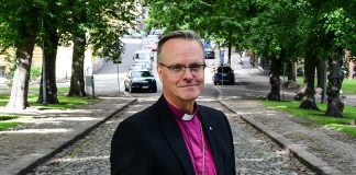 Arkkipiispa: Kirkolla on voimassa oleva avioliittokäsitys, mutta paine sen muuttamiseen on kova