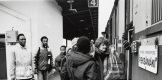 Mysteerikuva: Juna on lähdössä mutta keitä siihen nousee ja miksi?