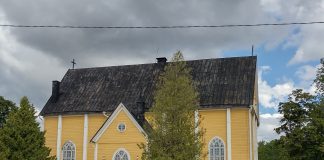 Lohjan kirkoissa ei sittenkään vihitä kaikkia pareja – seuraavaksi asiaa käsittelee Espoon tuomiokapituli