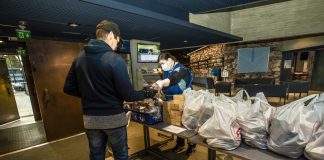 Diakoniabarometri 2022: Epäreiluuden kokemukset ja puuttuva esihenkilöiden tuki leimasivat diakoniatyötä korona-aikana