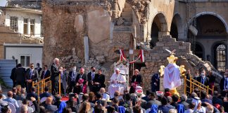 Uutisanalyysi: Paavi Franciscuksen historiallinen Irakin-vierailu ylitti odotukset