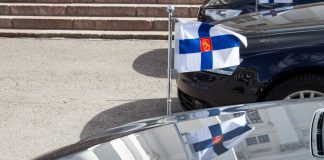 ”Nimitys on ekumeenisesti arrogantti” – Kirkolliskokouksen edustaja-aloite haluaa eroon Kirkko Suomessa -brändistä