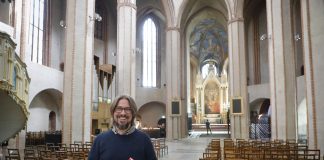 Kansallispyhättöä korjaamassa – liturginen konsultti Mika K T Pajunen haluaa tehdä Turun tuomiokirkosta sellaisen, että sen huomassa turisteista tulee pyhiinvaeltajia