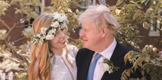 Kahdesti eronneen Boris Johnsonin häät ovat kummastuttaneet Britanniassa – katolinen kirkko ei tunnusta pääministerin aiempia avioliittoja