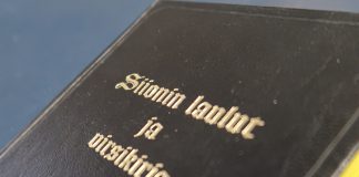 Hallinto-oikeus: Vanhoillislestadiolaisten seurat eivät ole kirkon tunnusomaista toimintaa