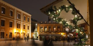 Joulurauhaa löytämässä